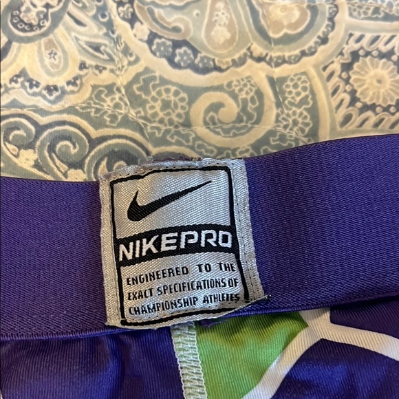 Nike Pro Hexagon Pattern Shorts - Picture 3 of 3
